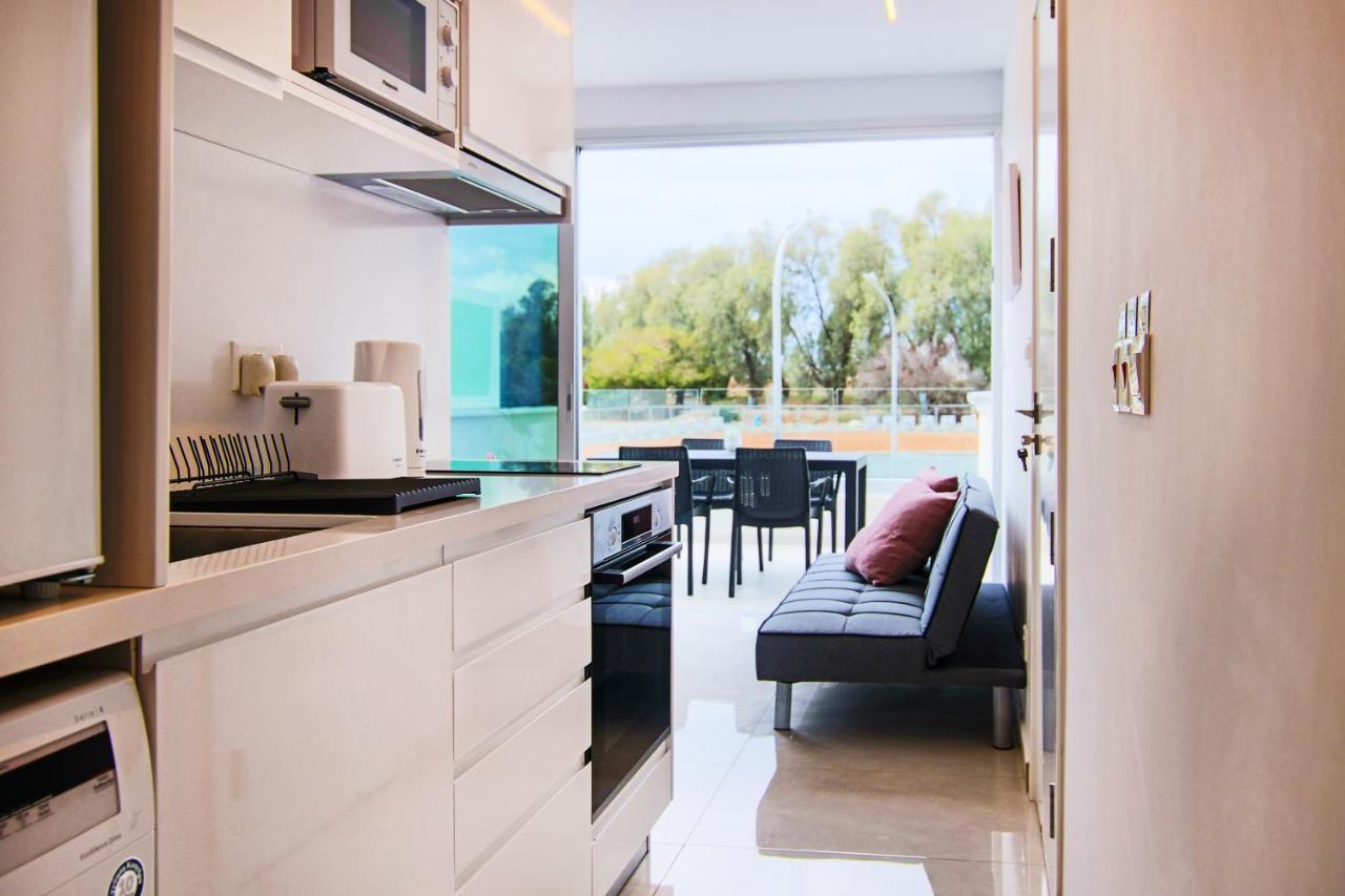 Phaedrus Living - Seaside Luxury Flat Harbour 109 Apartment Paphos Ngoại thất bức ảnh